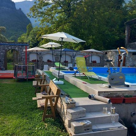 Kuca Za Odmor Sa Bazenom Diva Grabovica Villa Jablanica Ngoại thất bức ảnh